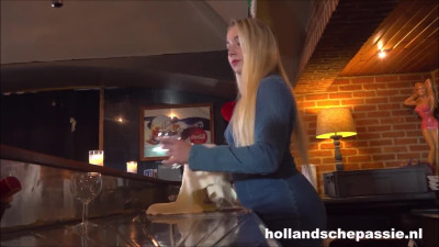 Geil blonde milf houdt van harde pik