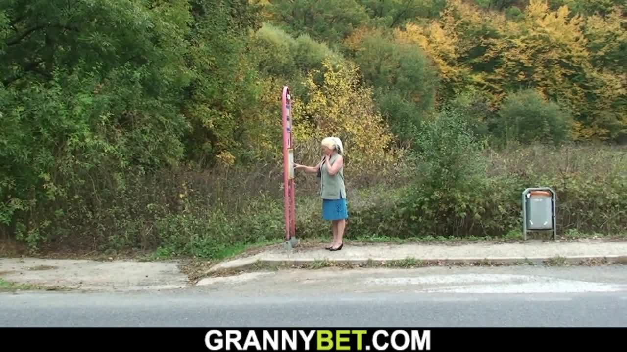 Watch He picks up 70 yo old blonde granny for sex Short Sex Videos - Duration: 05:59 | ePornNEW.