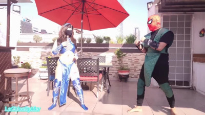 La Kitana Spider le hace un fatality a sentones al Sub Zero Verde Admi