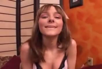 Amateur teen Tinder Fuck on her first date