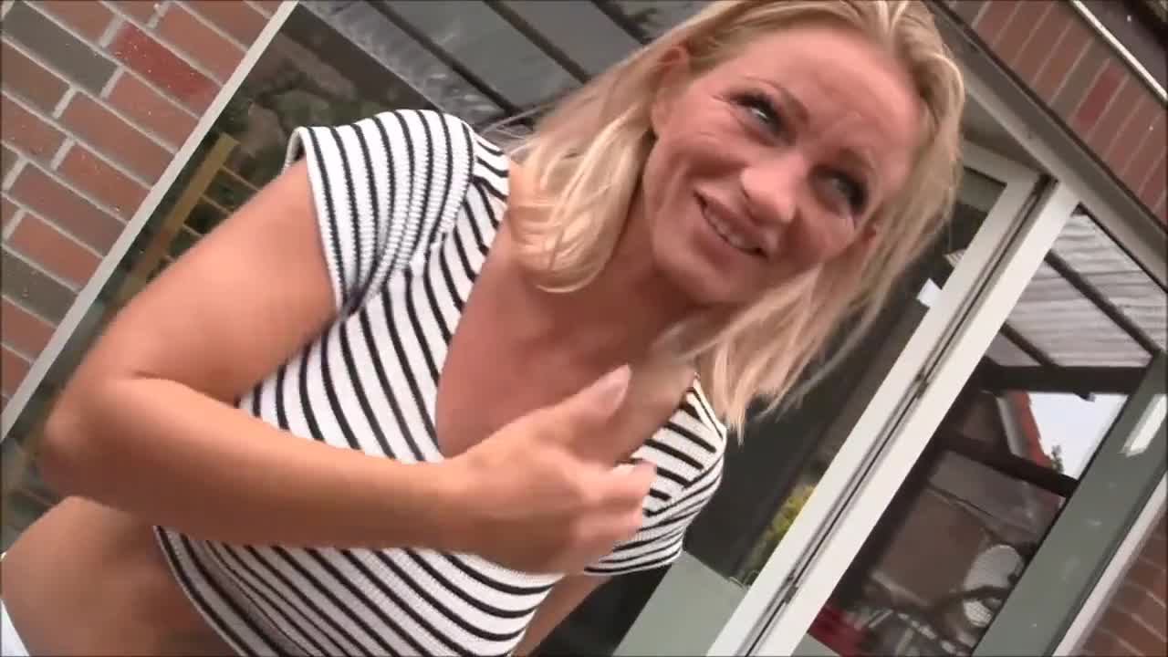 Watch Dreist! Nachbar nackt auf Terrasse fordert Sex Short Sex Videos - Duration: 05:26 | ePornNEW.