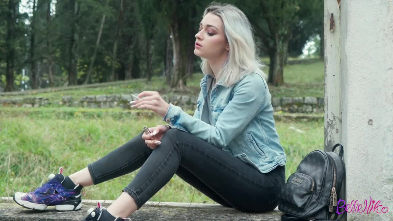 Watch Caught a girlfriend with a cigarette at recess - BelleNiko Short Sex Videos - Duration: 19:49 | ePornNEW.