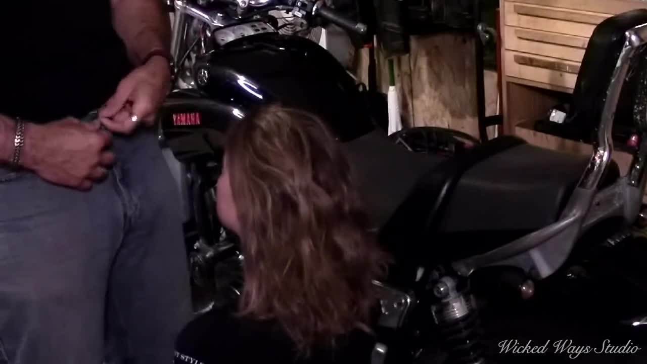 Watch "Please cum in my ass" Biker Babe Lets Me Fuck Her Perfect Ass Bent Over My Motorcycle PAINAL (Free) Short Sex Videos - Duration: 08:54 | ePornNEW.