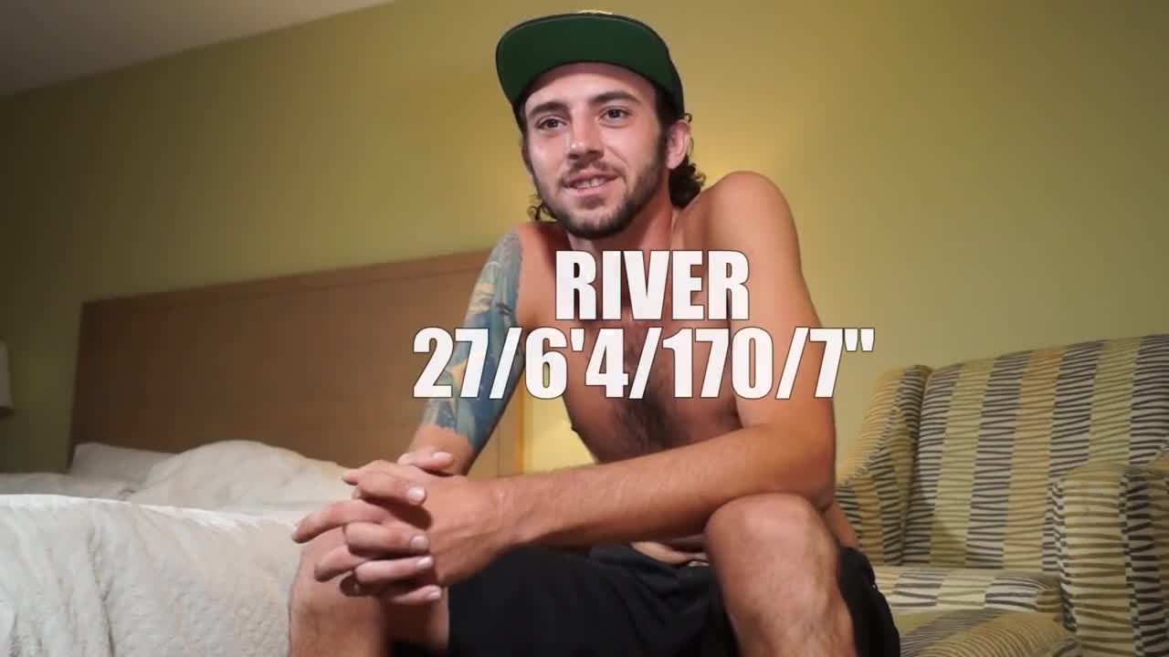 Watch River received his second blowjob in a year Short Sex Videos - Duration: 05:50 | ePornNEW.