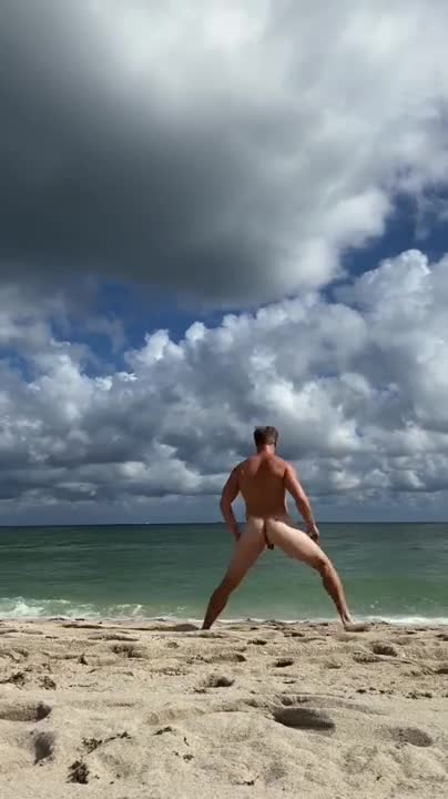 Watch Hot guy on nude beach Short Sex Videos - Duration: 00:15 | ePornNEW.