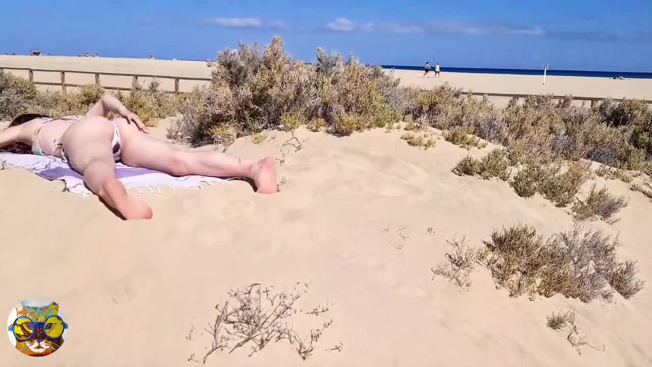 Watch Amateur Perfect Girl Caught Fingering In Public Beach - Real Outdoor Masturbation Short Sex Videos - Duration: 07:53 | ePornNEW.