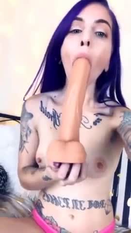 Watch Cute Petite Girl Swallows Giant Dildo Short Sex Videos - Duration: 00:20 | ePornNEW.