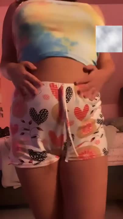 Watch Thick girl strip tease, fingering her wet pussy!! Short Sex Videos - Duration: 01:32 | ePornNEW.