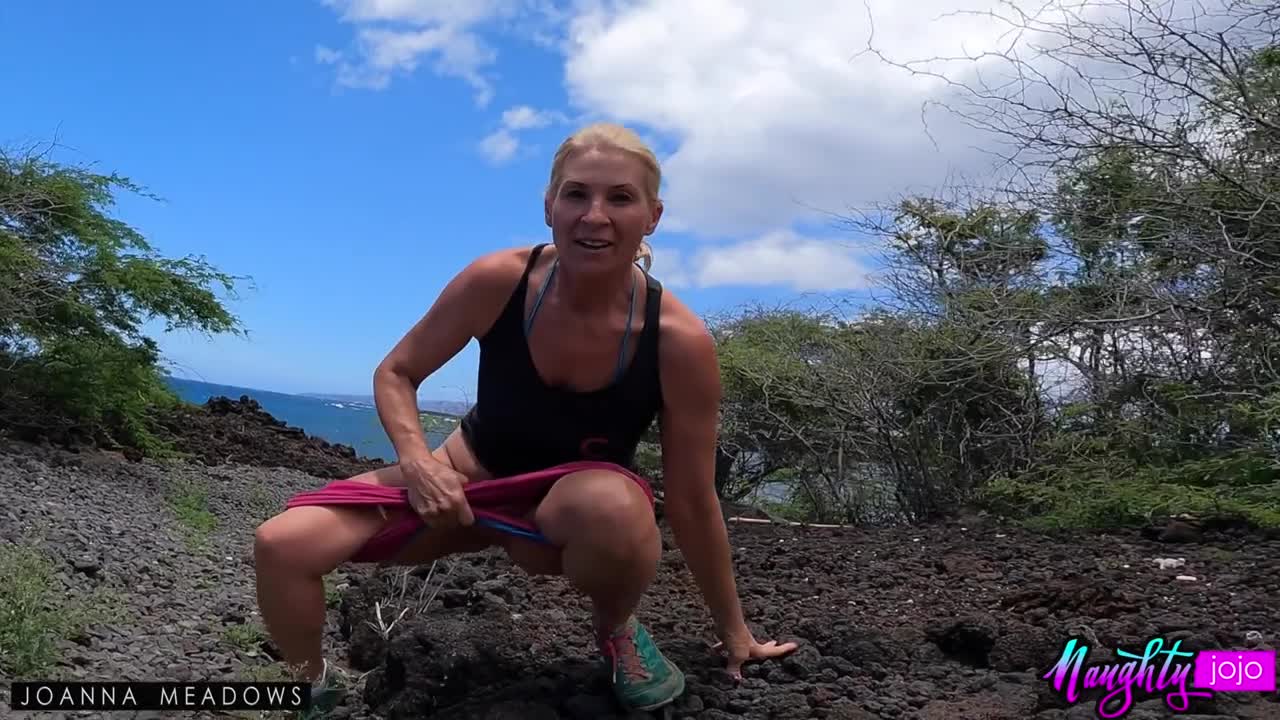 Watch Pit Stops - Pissing on my Maui hike - Pissing MILF Joanna Meadows - NaughtyJoJo Short Sex Videos - Duration: 01:17 | ePornNEW.