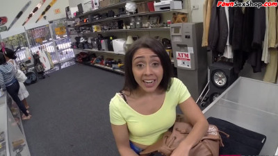 Bigass pawnshop latina showing off asshole while dickriding