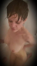 Teen Gives Blowjob in the Shower