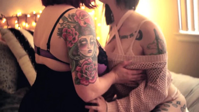 thick redhead & tattooed vixen Victoria have soft intense lesbian sex