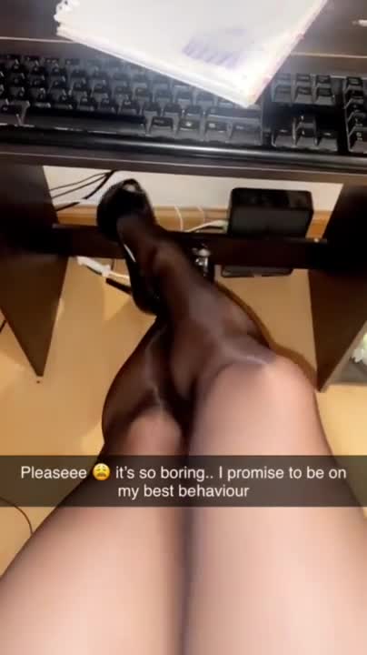 Watch Sexting my teacher on Snapchat! I fuck my pussy with marker pens until I squirt through my pantyhose Short Sex Videos - Duration: 10:40 | ePornNEW.