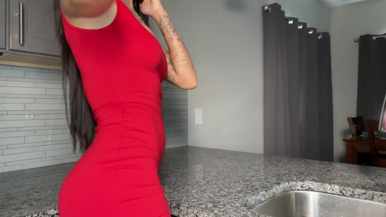 Watch Fit beauty squirts in the kitchen in a tight club dress Short Sex Videos - Duration: 11:03 | ePornNEW.