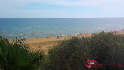 Pareja real amateur muy caliente follando en playa nudista / Miriam Prado