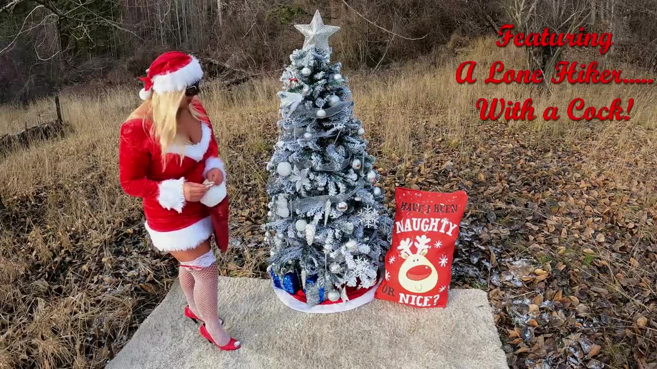 Watch Hiker Caught Spying on Horny Mrs. Claus while she MASTURBATES outdoors! He gets a HOLIDAY SURPRISE! Short Sex Videos - Duration: 10:42 | ePornNEW.