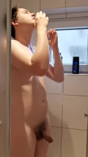 Hung teen takes a shower and shoots a load hands free