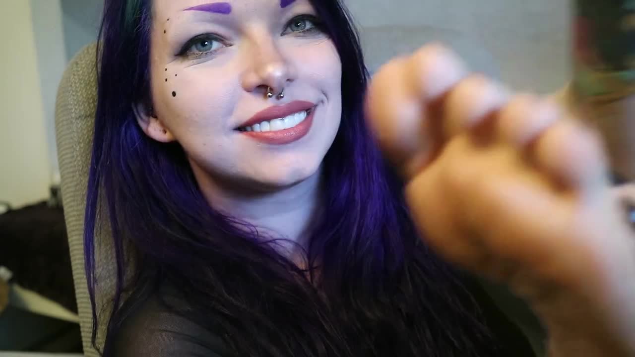 Watch Goth girl self foot worship(lots of spit!) Short Sex Videos - Duration: 06:38 | ePornNEW.