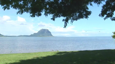 Valerie & Lynn - Mauritian Tropical Massage