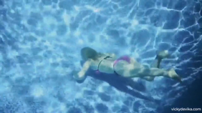 Vicky Devika Underwater Masturbation & Breath Holding Compilation