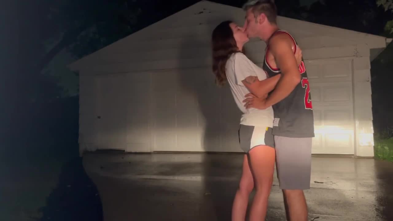 Watch Sex outside in the Rain during Thunderstorm- Creampie: Mav & Joey Lee Short Sex Videos - Duration: 13:18 | ePornNEW.