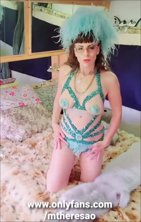 Watch Showgirl Porn. miss Theresa in Sequin & Beaded Costume with Ostrich Feathers, Fox Furs and Hitachi Short Sex Videos - Duration: 03:19 | ePornNEW.