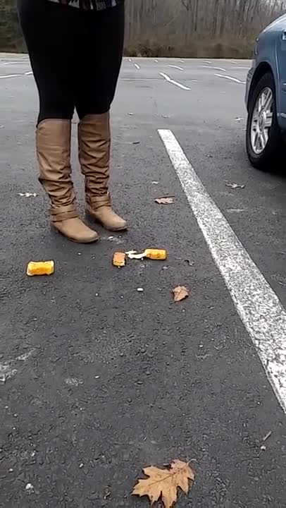 Watch Boot Crush- Twinkie Stomp with Attitude! Short Sex Videos - Duration: 01:22 | ePornNEW.