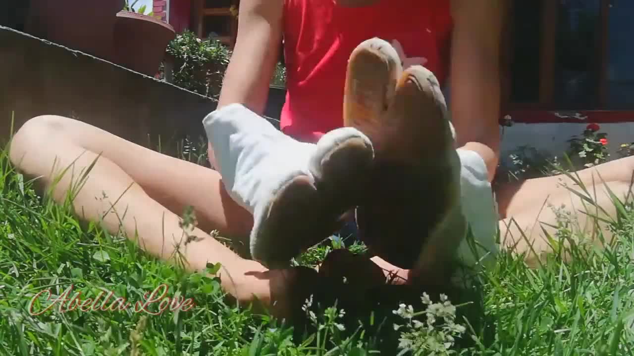 Watch Girl Puts on her White Ninja Shoes in the Yard - Abella Love Full Video Short Sex Videos - Duration: 03:58 | ePornNEW.