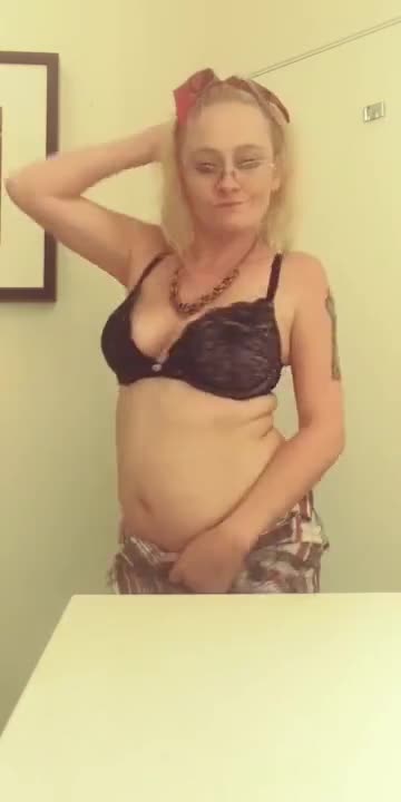 Watch sexyDancingMILF-JUNECONTEST Short Sex Videos - Duration: 07:25 | ePornNEW.