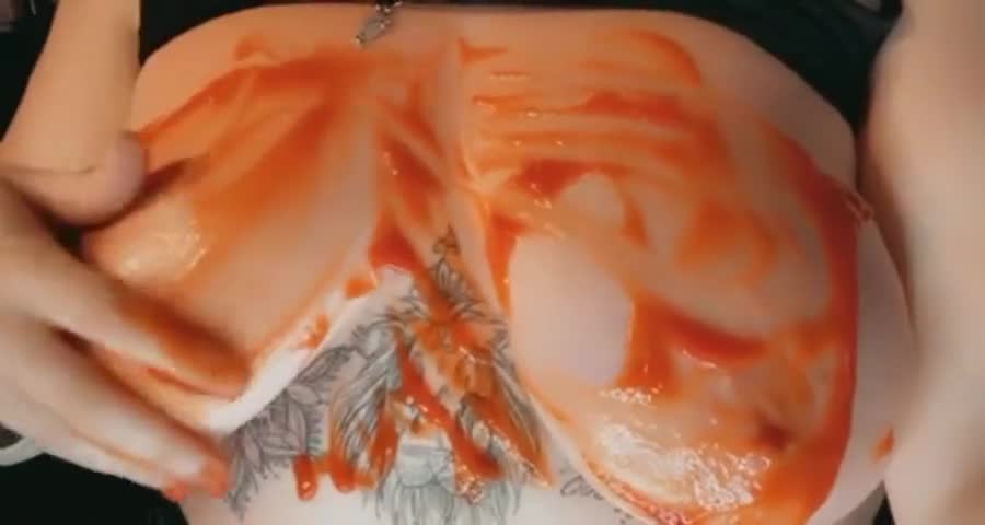 Watch Kawaii Bri tries Food Play Short Sex Videos - Duration: 00:17 | ePornNEW.