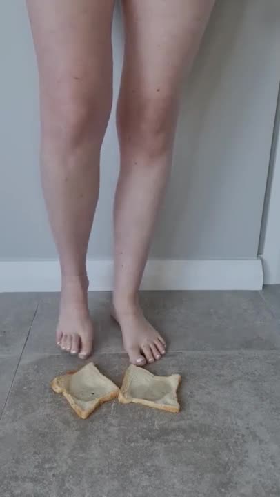 Watch Watch my White Toes Trample Bread. Short Sex Videos - Duration: 04:44 | ePornNEW.