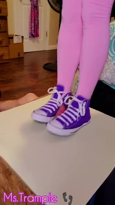 Watch Cockcrush and Ball Stomp with Converse, Knee-Highs and Precum Clip Short Sex Videos - Duration: 04:00 | ePornNEW.