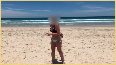 Wife Shows Tits on Public Beach | best Tits on Beach