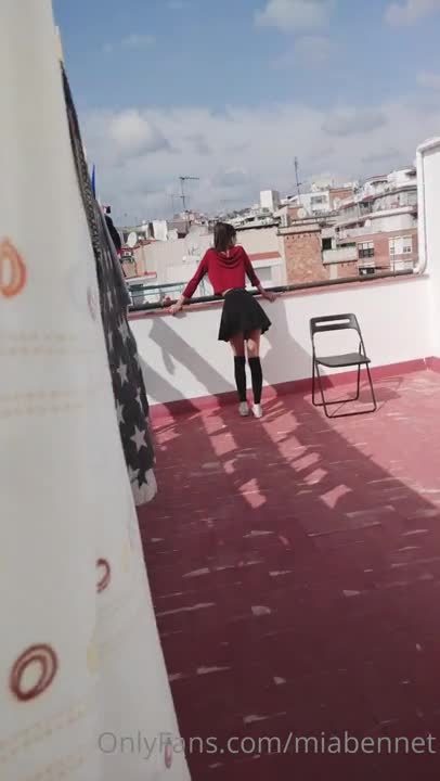 Watch Hari De Lopo public Barcelona rooftop pussy play and blowjob with cum on face Short Sex Videos - Duration: 21:04 | ePornNEW.