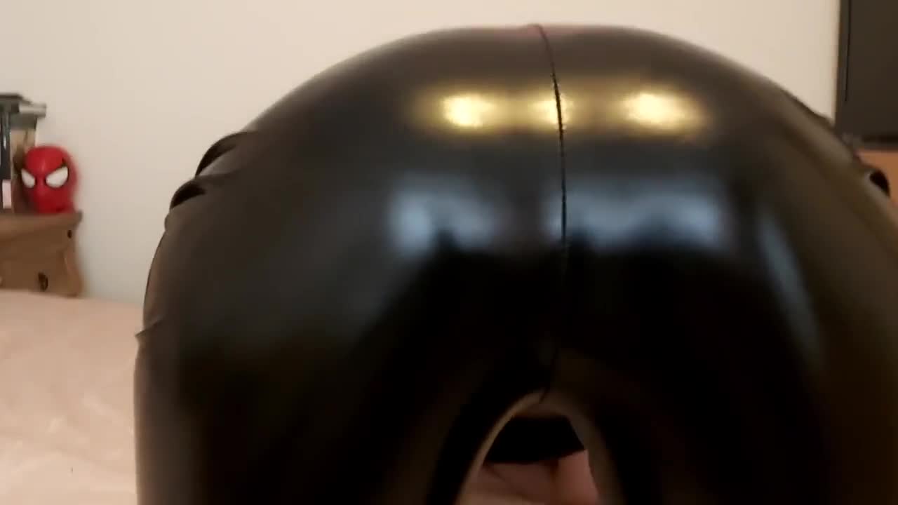 Watch Latex Ass Worship!! Ass Kissing and Cumshot over Mistresss Shiny Leggings for Lucky Slave!!! Short Sex Videos - Duration: 04:13 | ePornNEW.