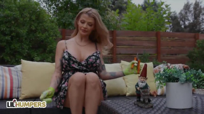 LIL Humpers - Sexy Big Tits Joslyn James Loves Humping her Lawn Gnome