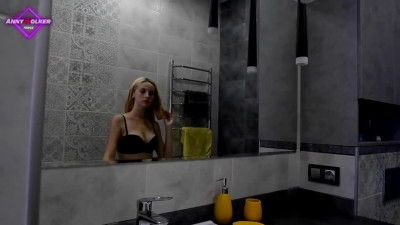 SEX WITH a MISTRESS IN THE SHOWER - ANNY WALKER