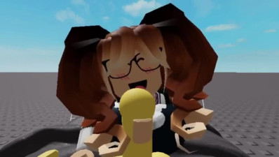 Cute Roblox Girl Gives You a Handjob