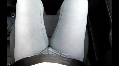 She cant HOLD IT and Pisses in a Car! Girl PEE Car Seat - Wet Pants.