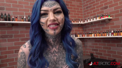 Amber Luke Gets a Asshole Tattoo and a Good Fucking