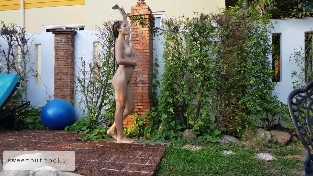 Watch Pretty Woman Takes Outdoor Shower and Masturbates by the Pool Short Sex Videos - Duration: 03:47 | ePornNEW.