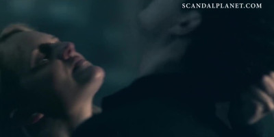 Elisabeth Moss Sex Scene from the Handmaids Tale on ScandalPlanetCom