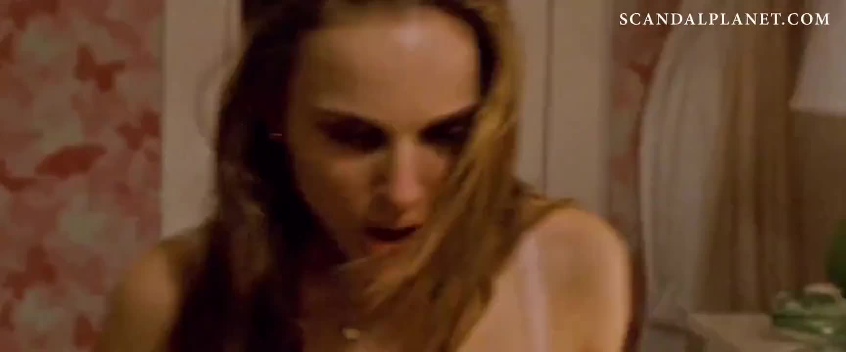 Watch Natalie Portman & Mila Kunis Lesbian Sex in Black Swan Short Sex Videos - Duration: 02:01 | ePornNEW.