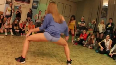 THIS Kind of Twerking is Awesome