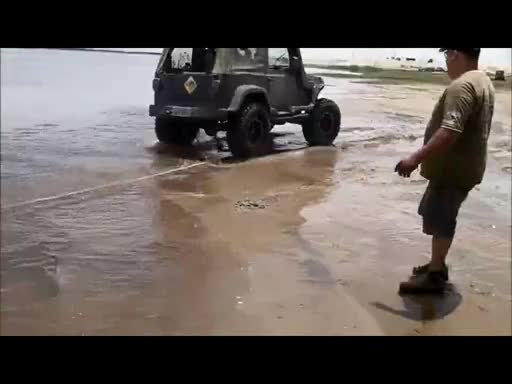 Watch Jeep Tow Doesnt Go Exactly as Planned Short Sex Videos - Duration: 00:50 | ePornNEW.