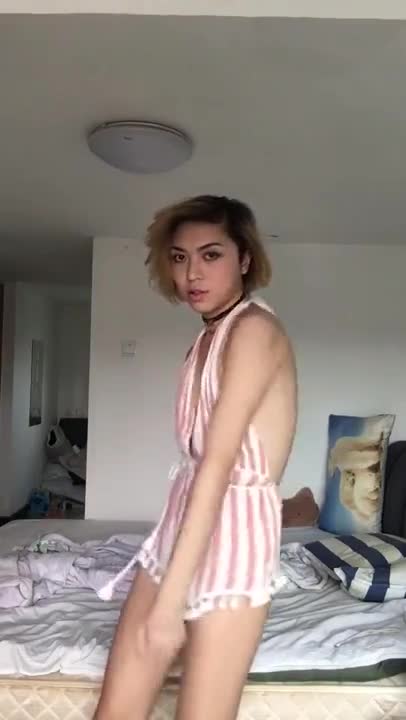 Watch Sexy Femboy dancing (Sisdon) Short Sex Videos - Duration: 02:35 | ePornNEW.