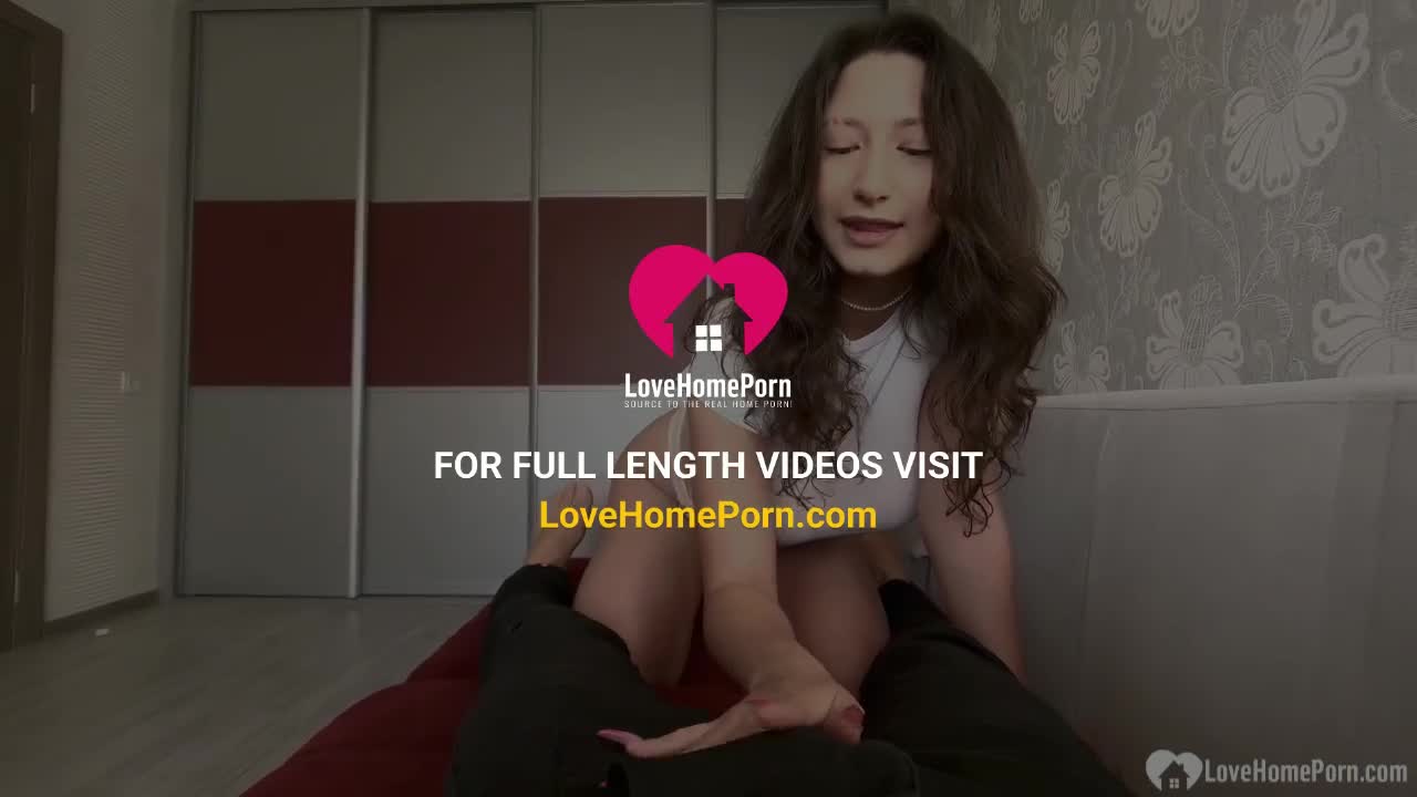 Watch Cute brunette sucks a cock after some teasing Short Sex Videos - Duration: 04:09 | ePornNEW.