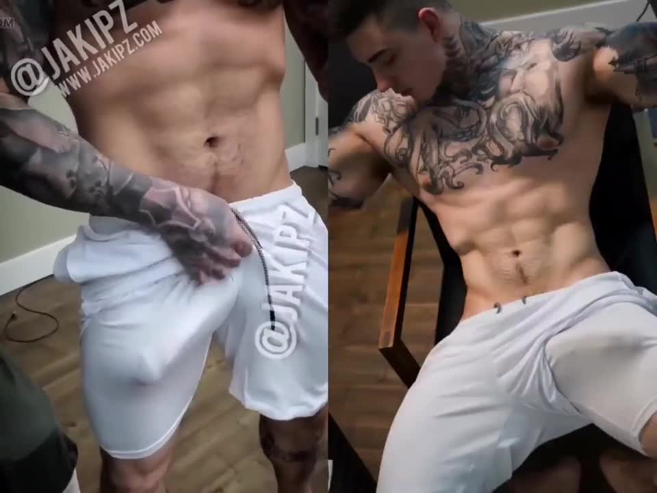 Watch Jakipz Showing Off His Big Cock In Compression Shorts Short Sex Videos - Duration: 00:21 | ePornNEW.