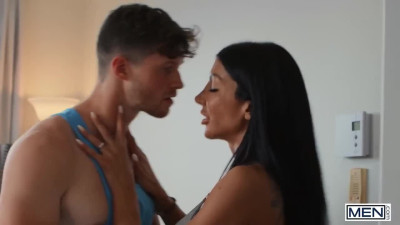 Finn Harding Gets Shocked When He Finds Out Malik Delgatys Cock Is In His Ass Instead Of His Gfs Strap-On - MEN