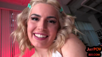 Pulled blonde amateur private vid POV